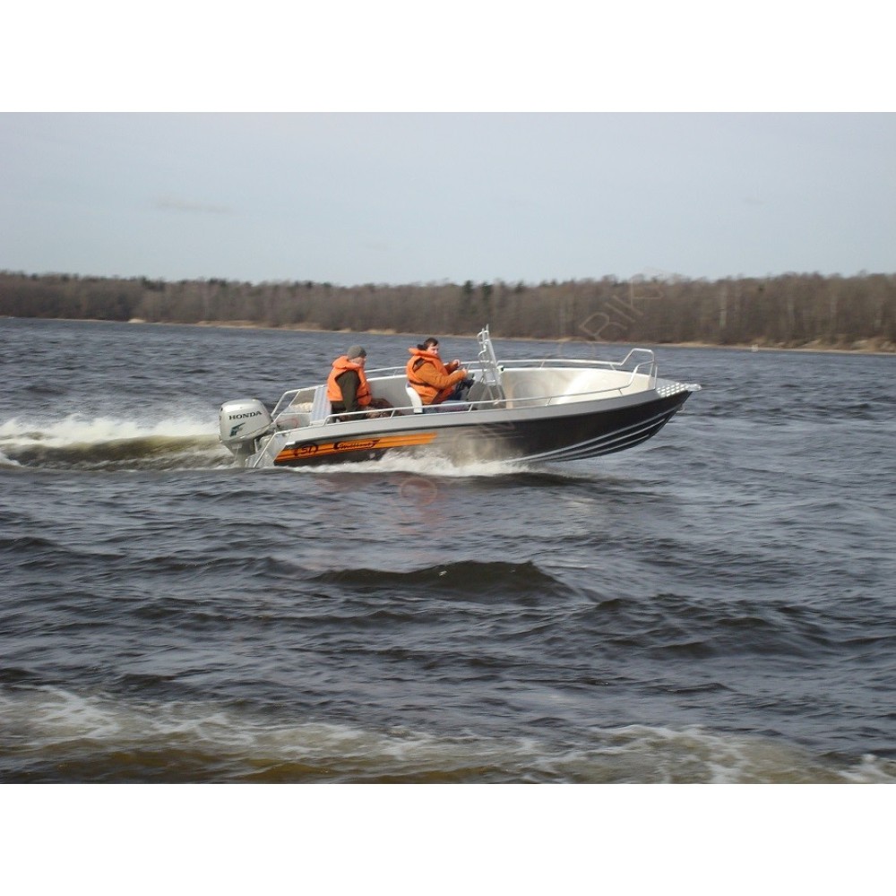 Алюминиевая лодка Wellboat 51 CC