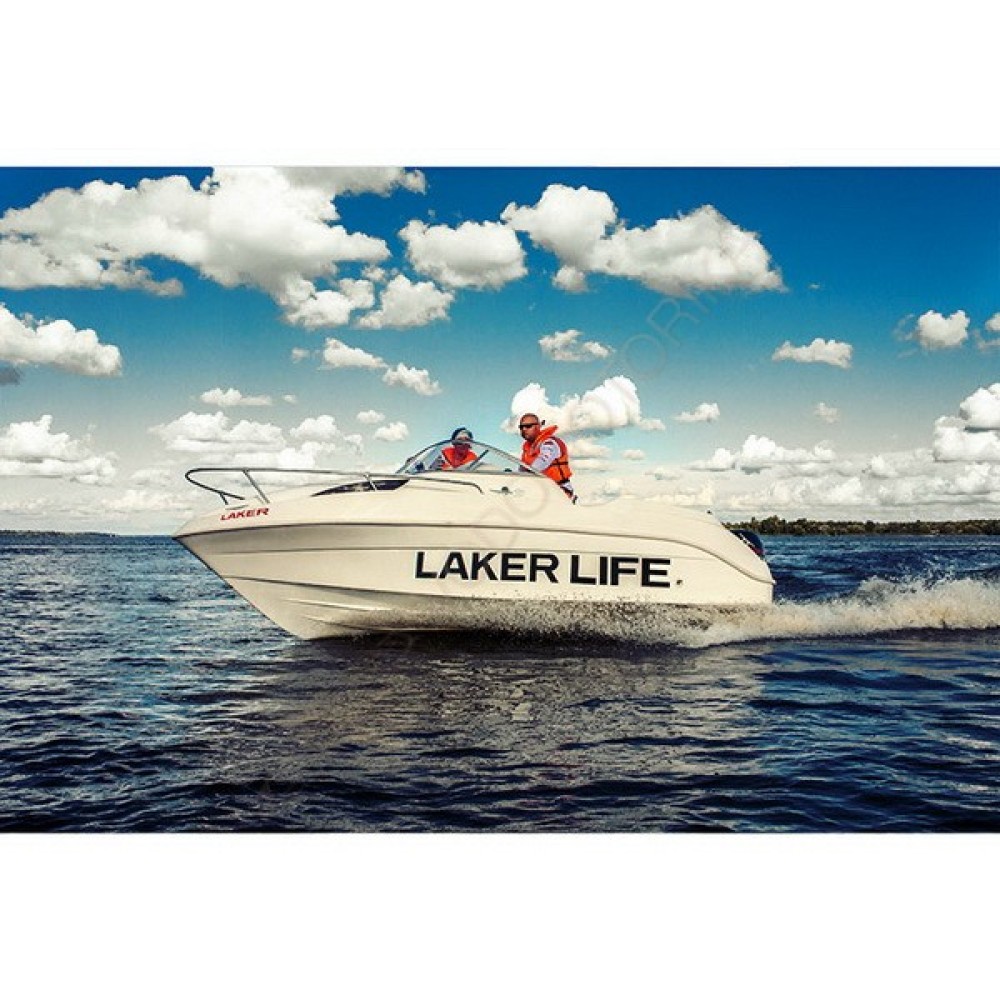 Лодка стеклопластиковая LAKER V570 (белый)
