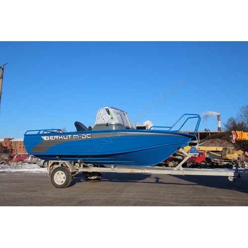 Катер Berkut M-DC
