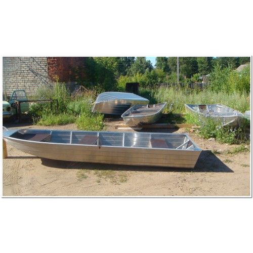 Алюминиевая моторно-гребная лодка Вятка Профи 37-Т