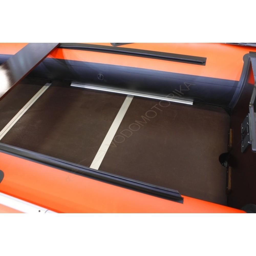 Лодка Адмирал АМ-330 Comfort