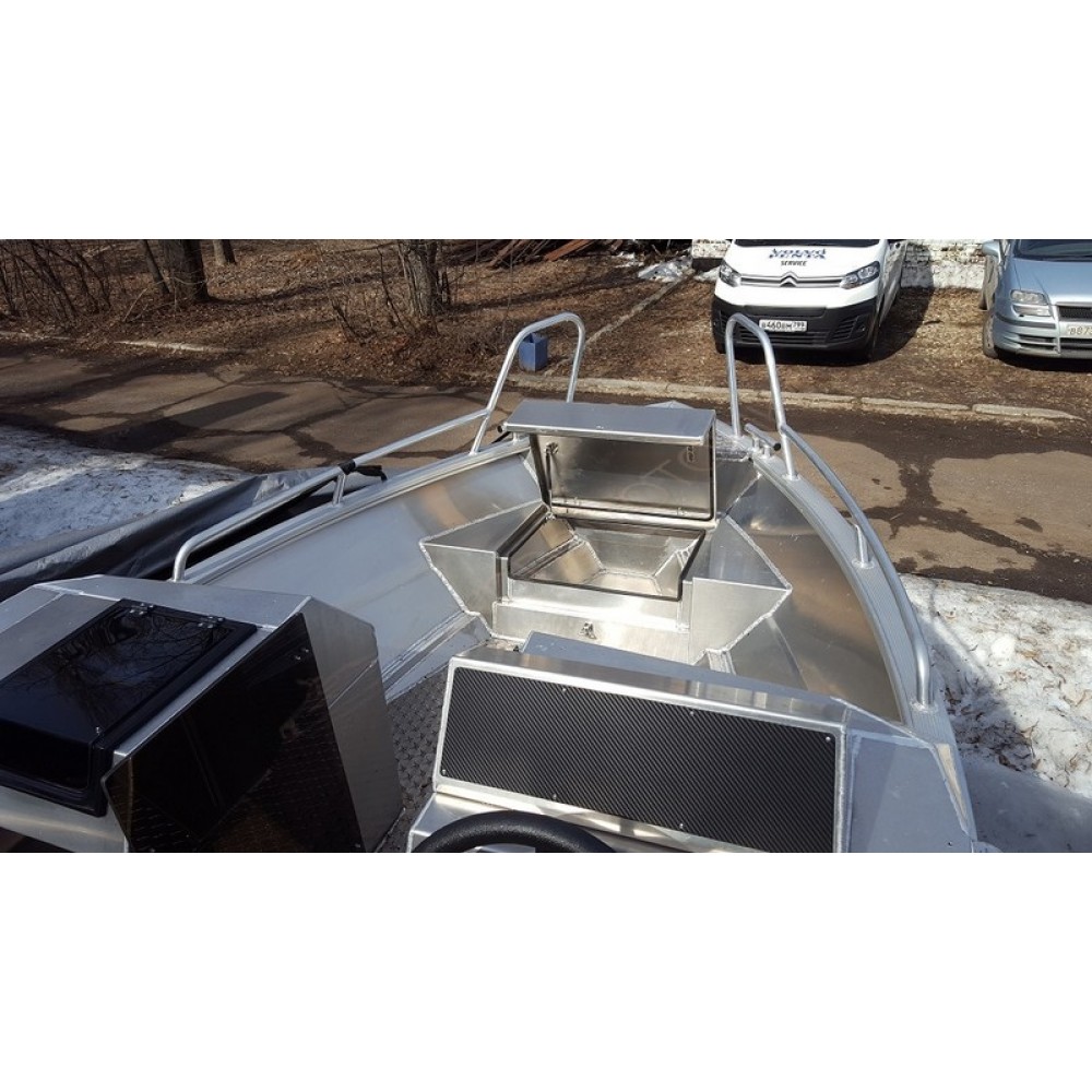 Катер алюминиевый TUNA 460 DC