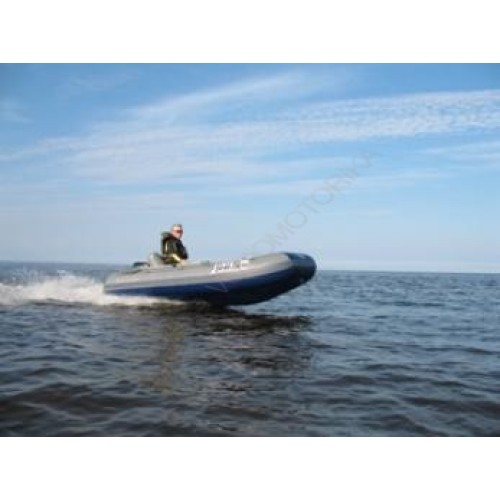 Надувная лодка Флагман 380