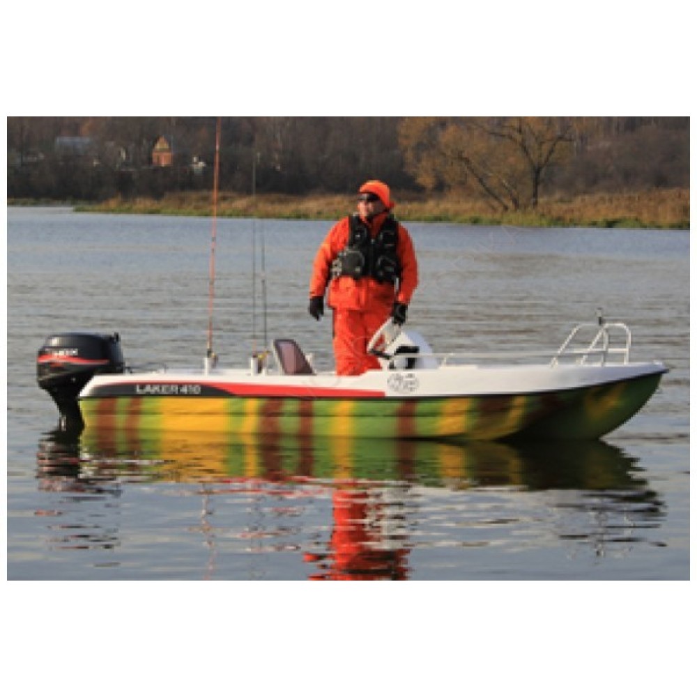 Лодка LAKER 410 пластиковая моторно-гребная с креслом, центральной консолью и реллингами (камуфляж)
