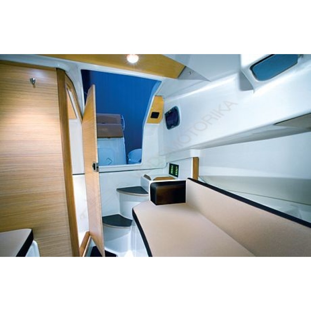 Лодка надувная ZODIAC N-Zo 700 Cabin