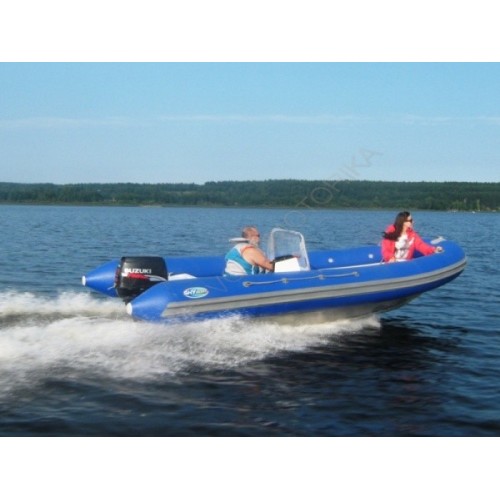 Лодка надувная Skyboat SB 520RА +(бак 42л)