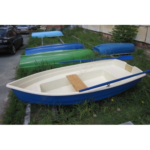 Стеклопластиковая лодка Тортилла-305 с Рундуком