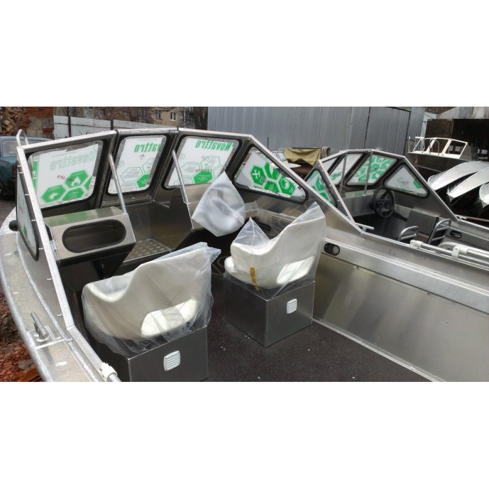 Алюминиевая моторная лодка RusBoat 52