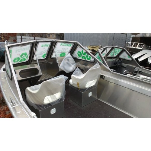 Алюминиевая моторная лодка RusBoat 52