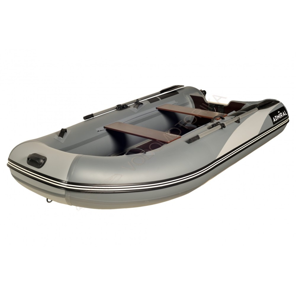 Лодка Адмирал 330
