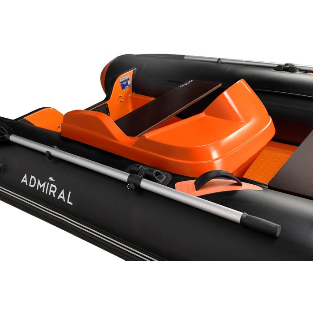 Жестко-надувная лодка Адмирал RIB 380