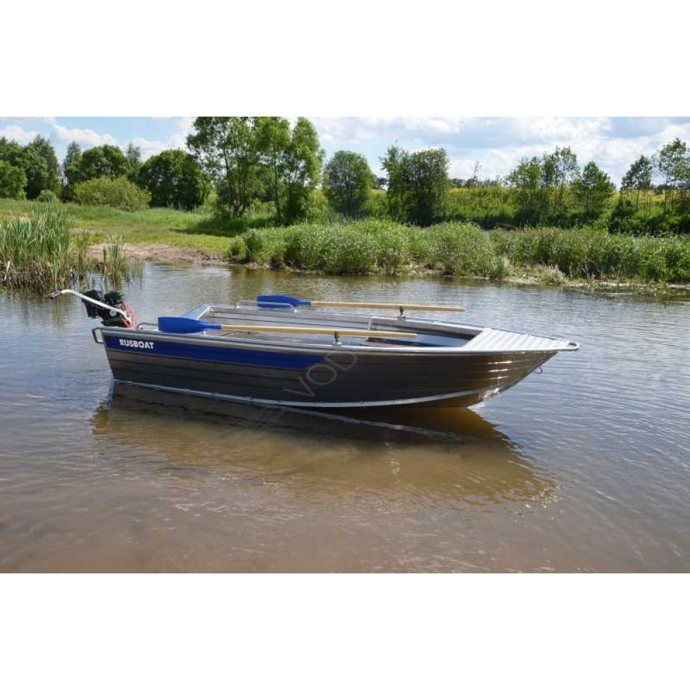 Алюминиевая моторно-гребная лодка RusBoat 42R