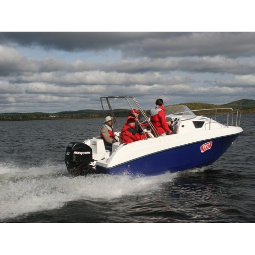 Каютный стеклопластиковый катер Легант-515К