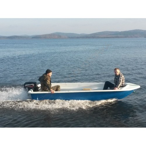 Моторная лодка Легант-390 Моторка
