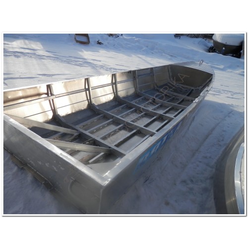 Алюминиевая лодка Вятка Шило под водомет