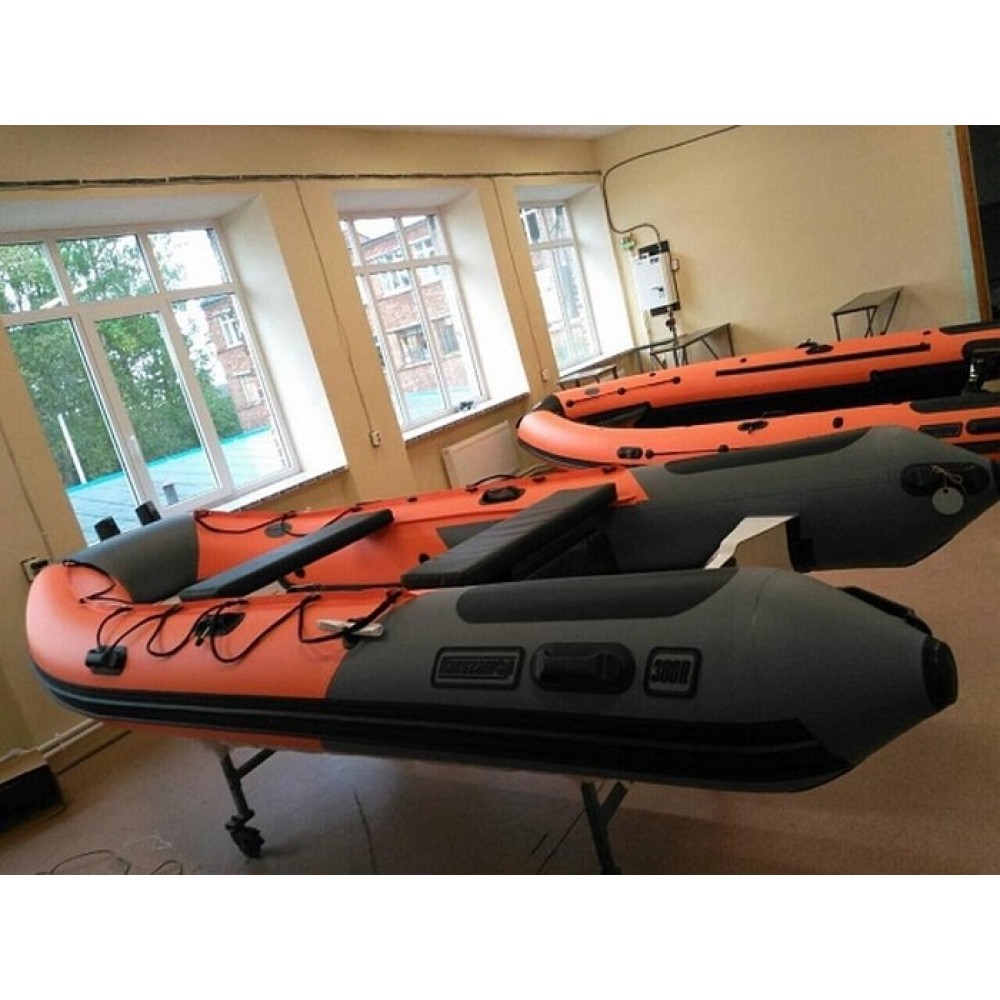 Жестко-надувная лодка НАВИГАТОР 380R PRO