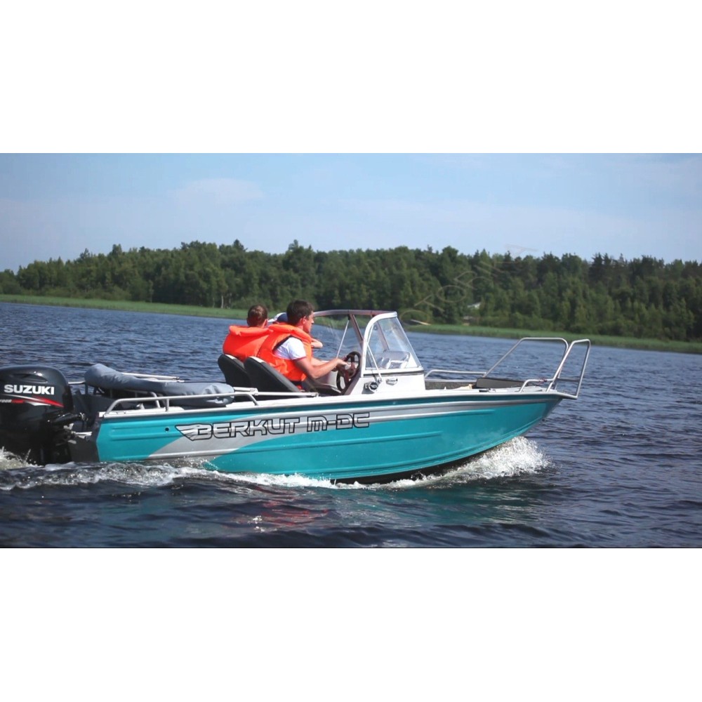 Катер Berkut M-DC