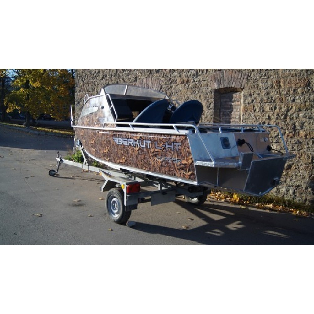Катер Berkut L-HT