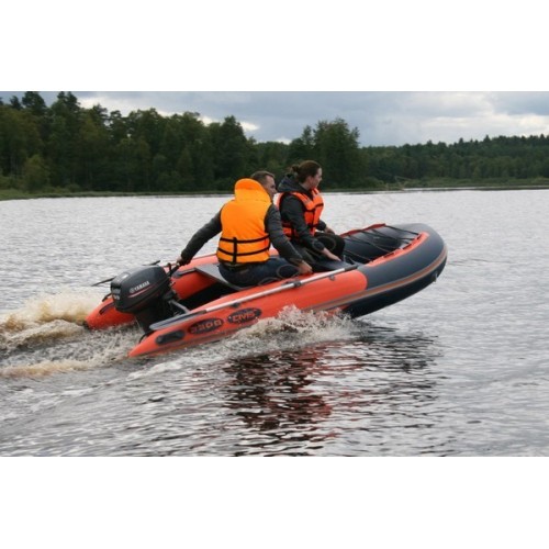 Надувная лодка ДМБ Омега-2 330