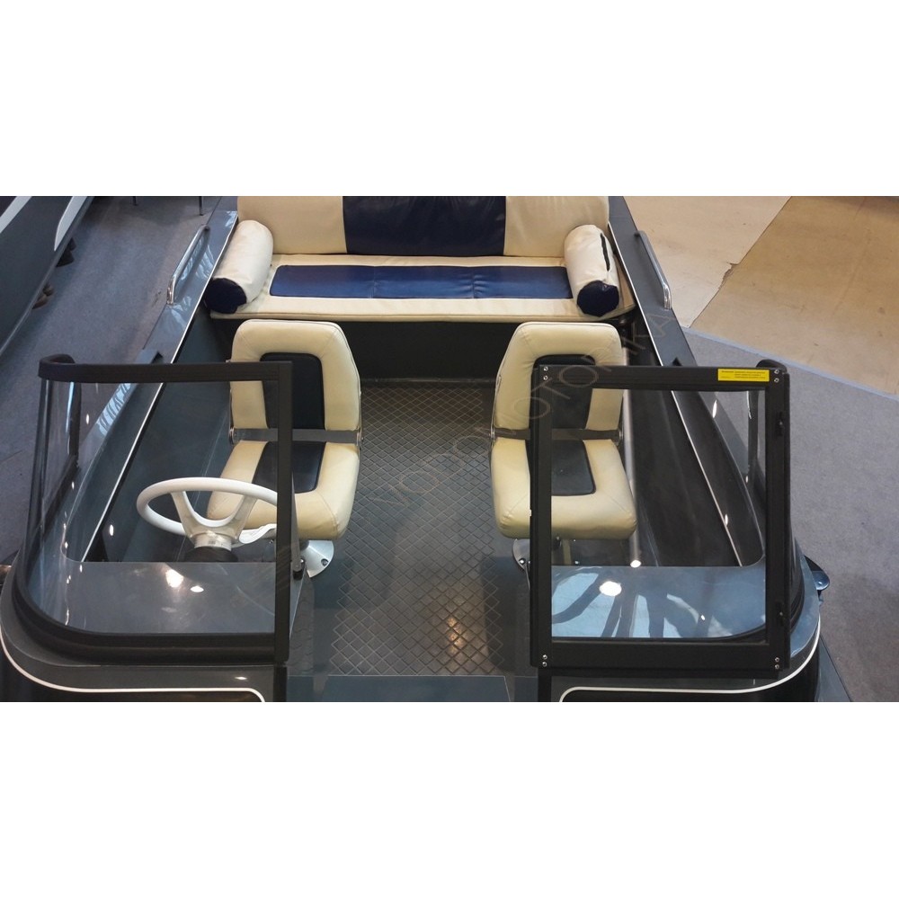 Лодка пластиковая Swimmer 490.02