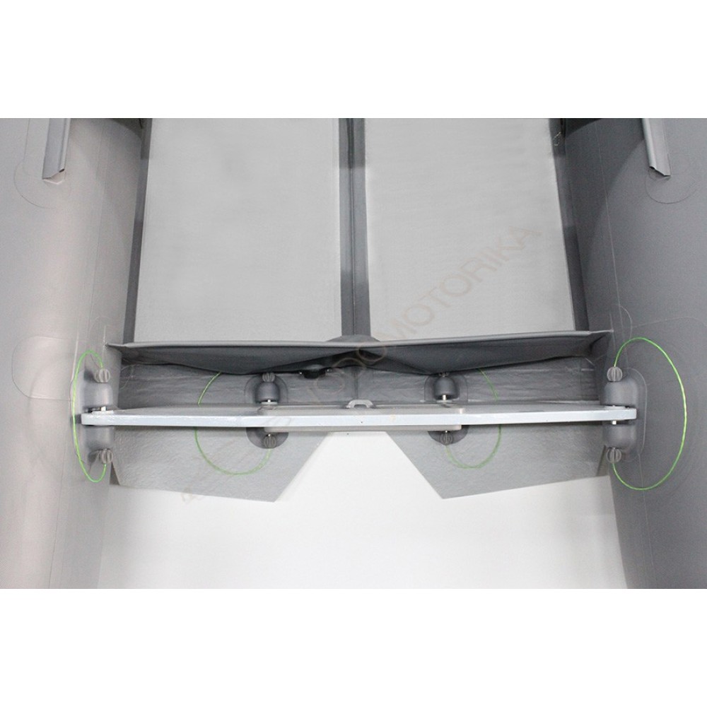 Лодка WINboat 275ARF