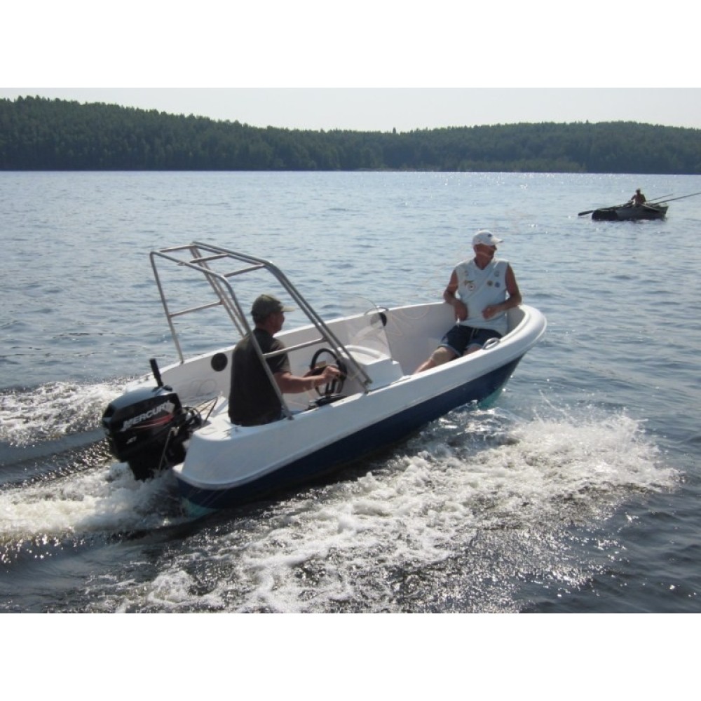 Моторная лодка Легант-350 Консоль