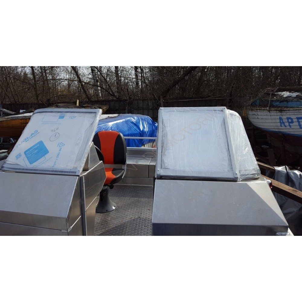 Катер алюминиевый TUNA 460 DC