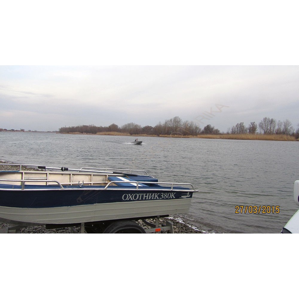 Алюминиевая моторно-гребная лодка Охотник 380К