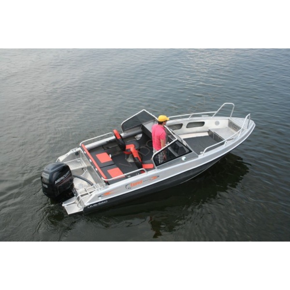 Катер алюминиевый TUNA Boats 550 DC