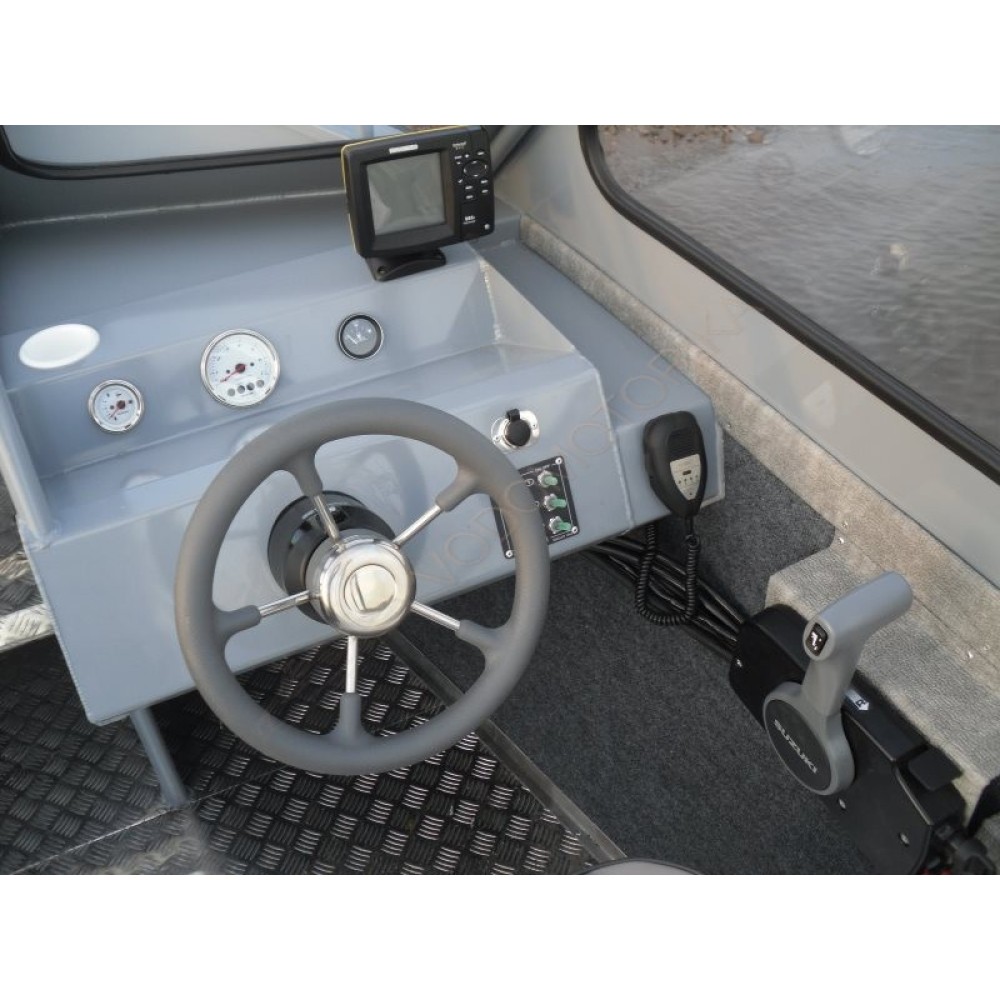 Алюминиевая моторная лодка RusBoat 55