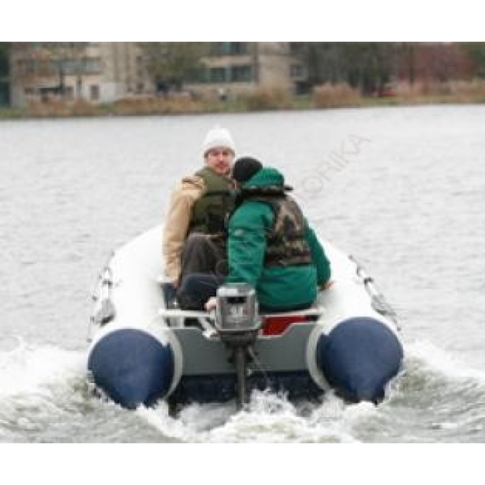 Надувная лодка Флагман 380