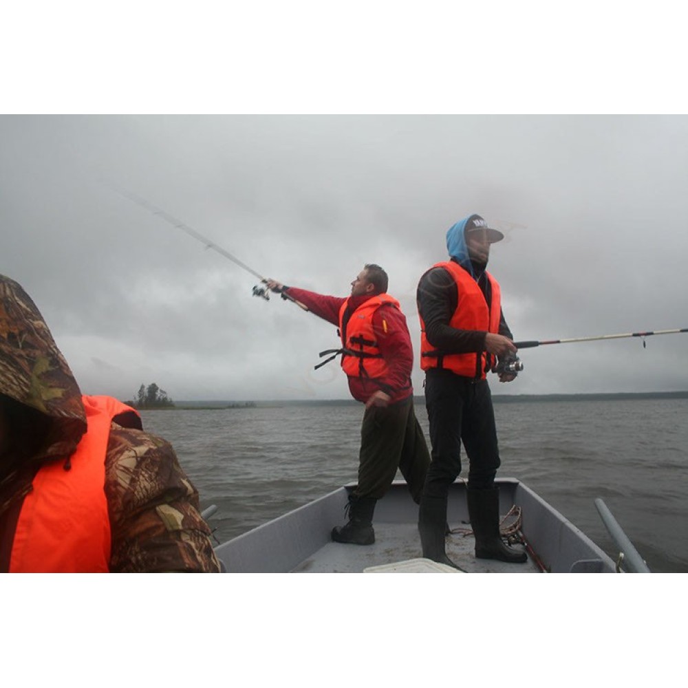 Лодка стеклопластиковая Lima L500