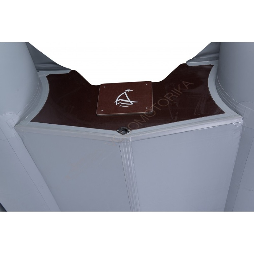 Лодка Адмирал 450