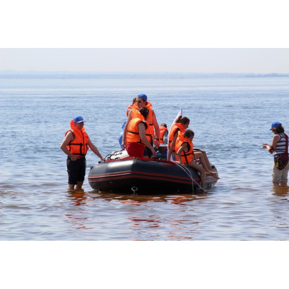 Лодка KORSAR Komandor KMD-430Pro (черный)