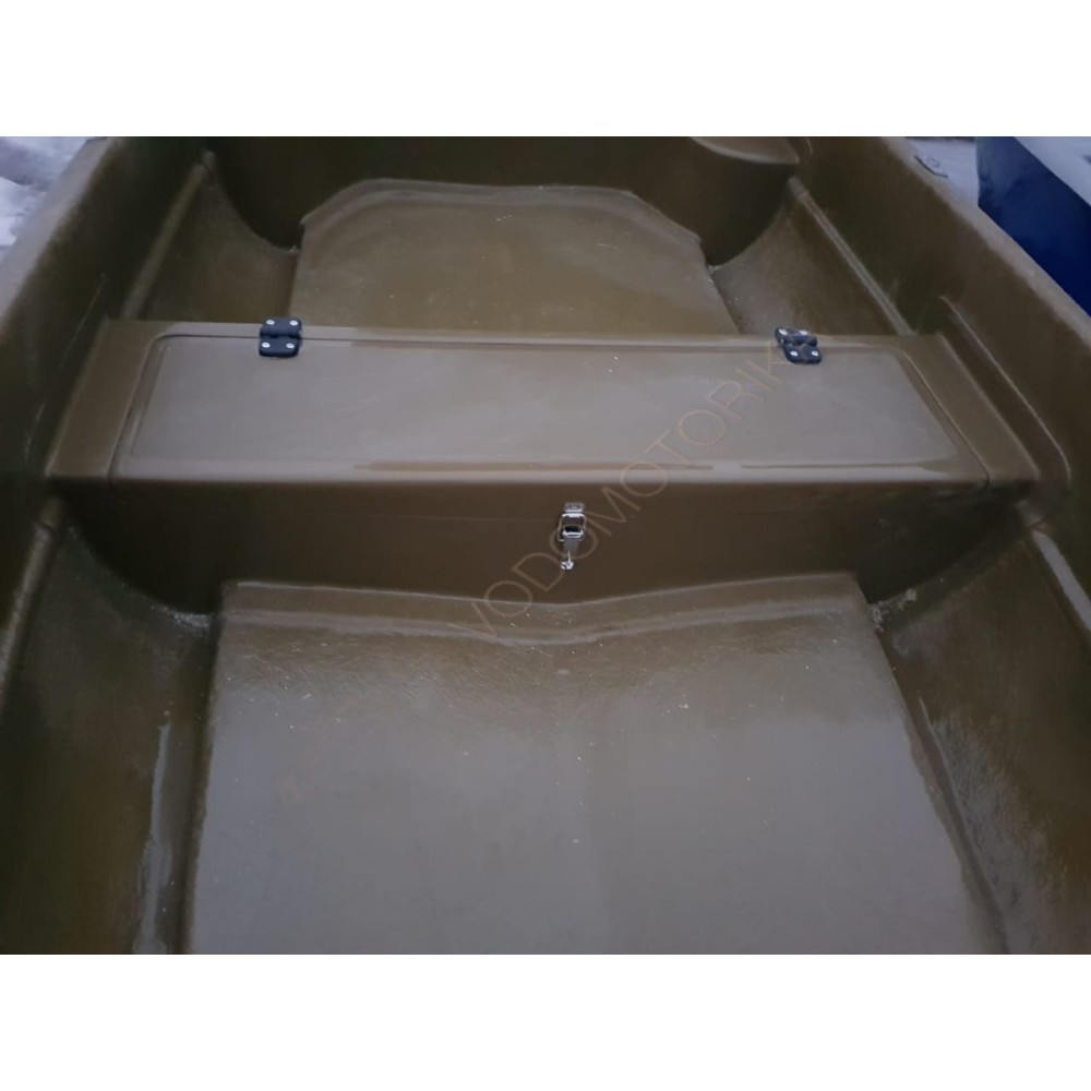 Лодка стеклопластиковая СТЕЛС 315М ( с рундуком )