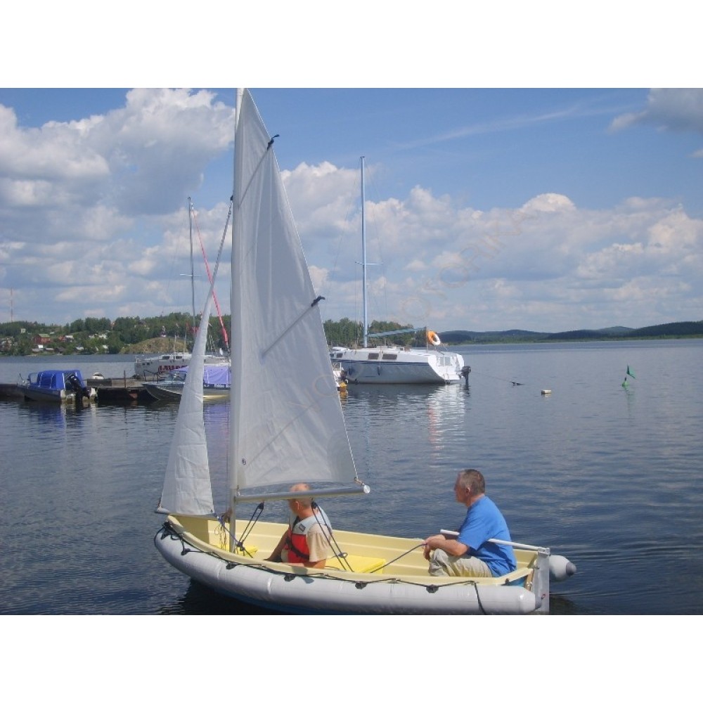 Стеклопластиковая лодка Тортилла-305 Комби (с гротом)