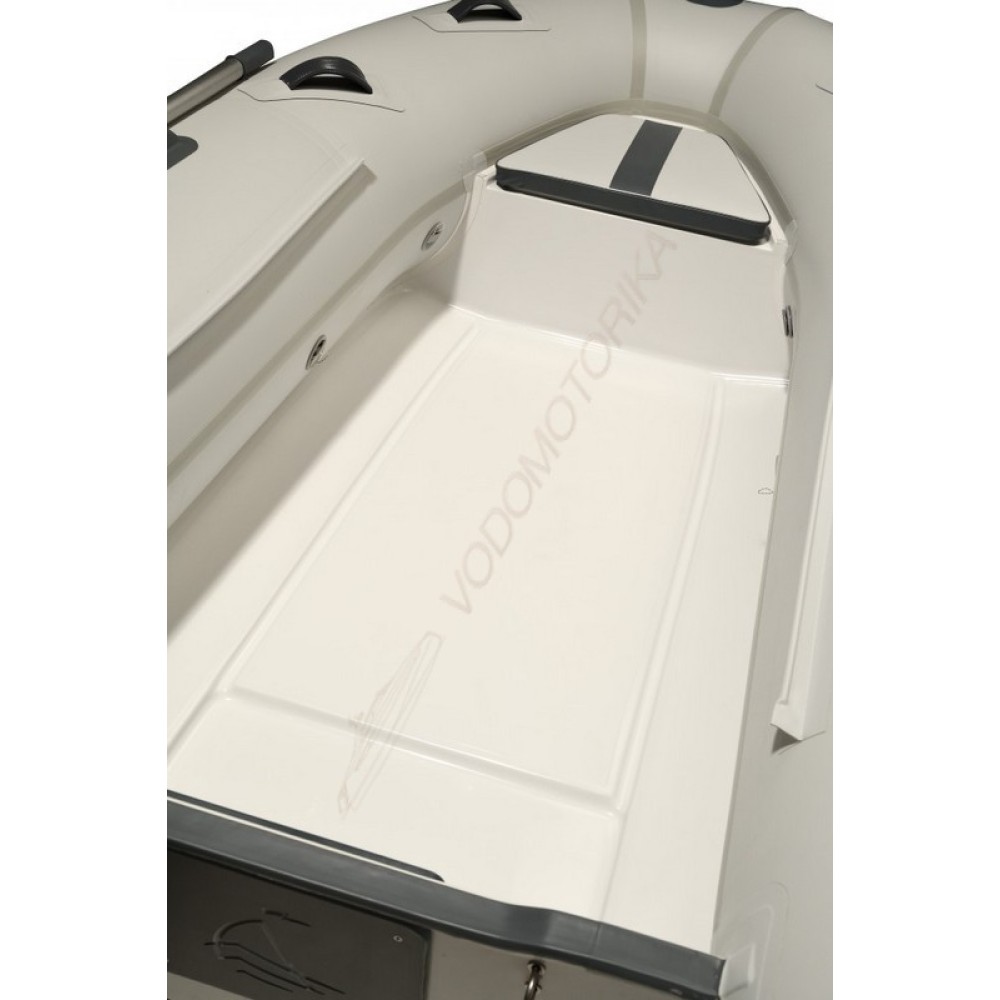 Жестко-надувная лодка Адмирал RIB 305