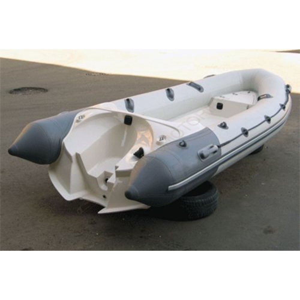 Лодка Буревестник Б-410